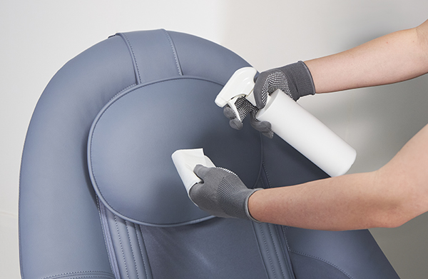 Service Step 5: Leather polishing for the Berex Pebble massage chair to enhance shine and protection